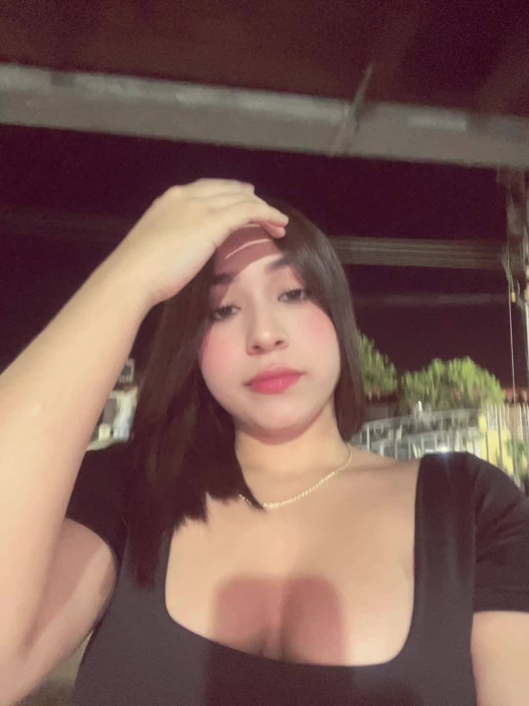 @𝓐𝓷𝓱𝓮𝓵𝔂𝓼🌷