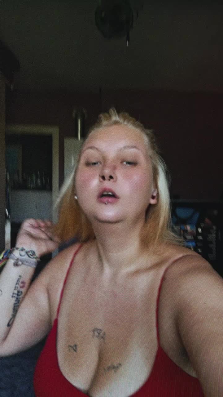 @𝓥𝓲𝓿𝓲𝓪𝓷𝓮🇩🇪🦘