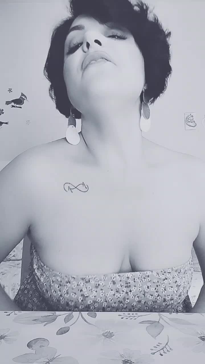 @Angela Russo289 official