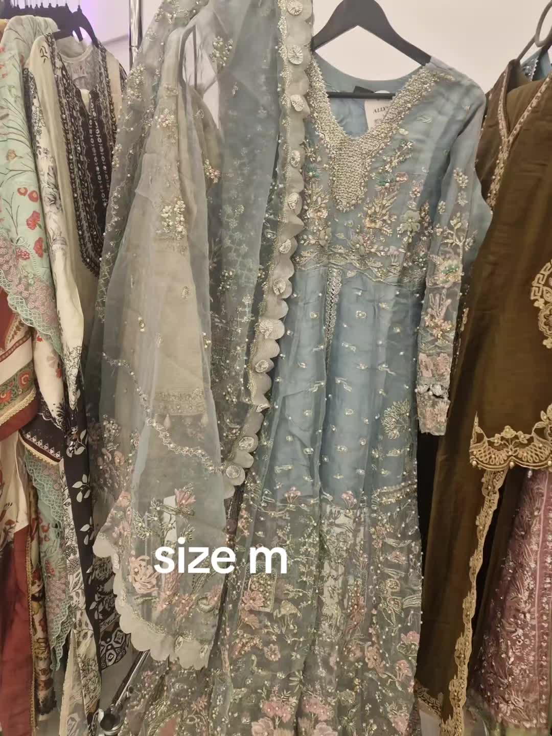 @Raheela Shop