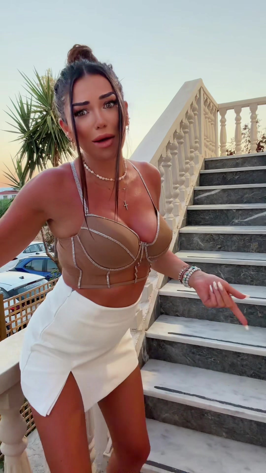 @Valentina