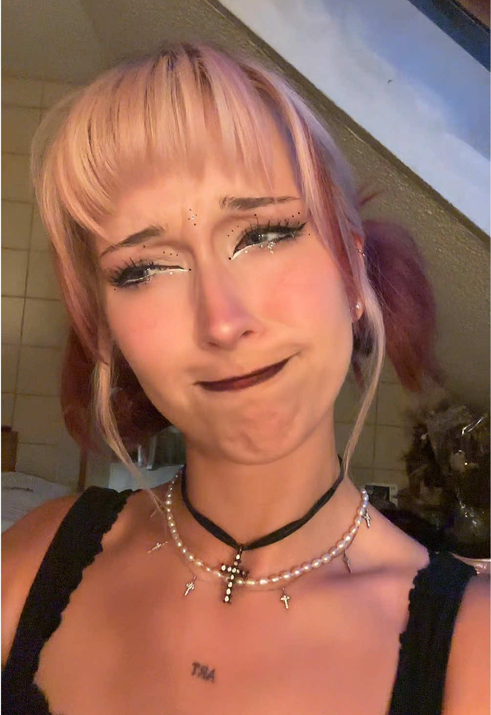 @𝐕¡