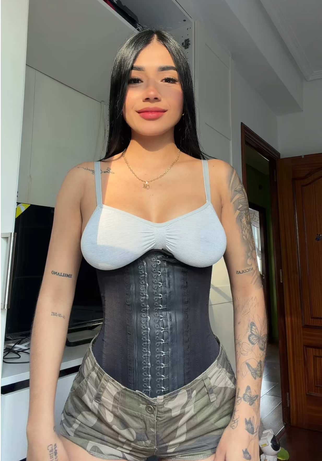 @Nalgona🍒