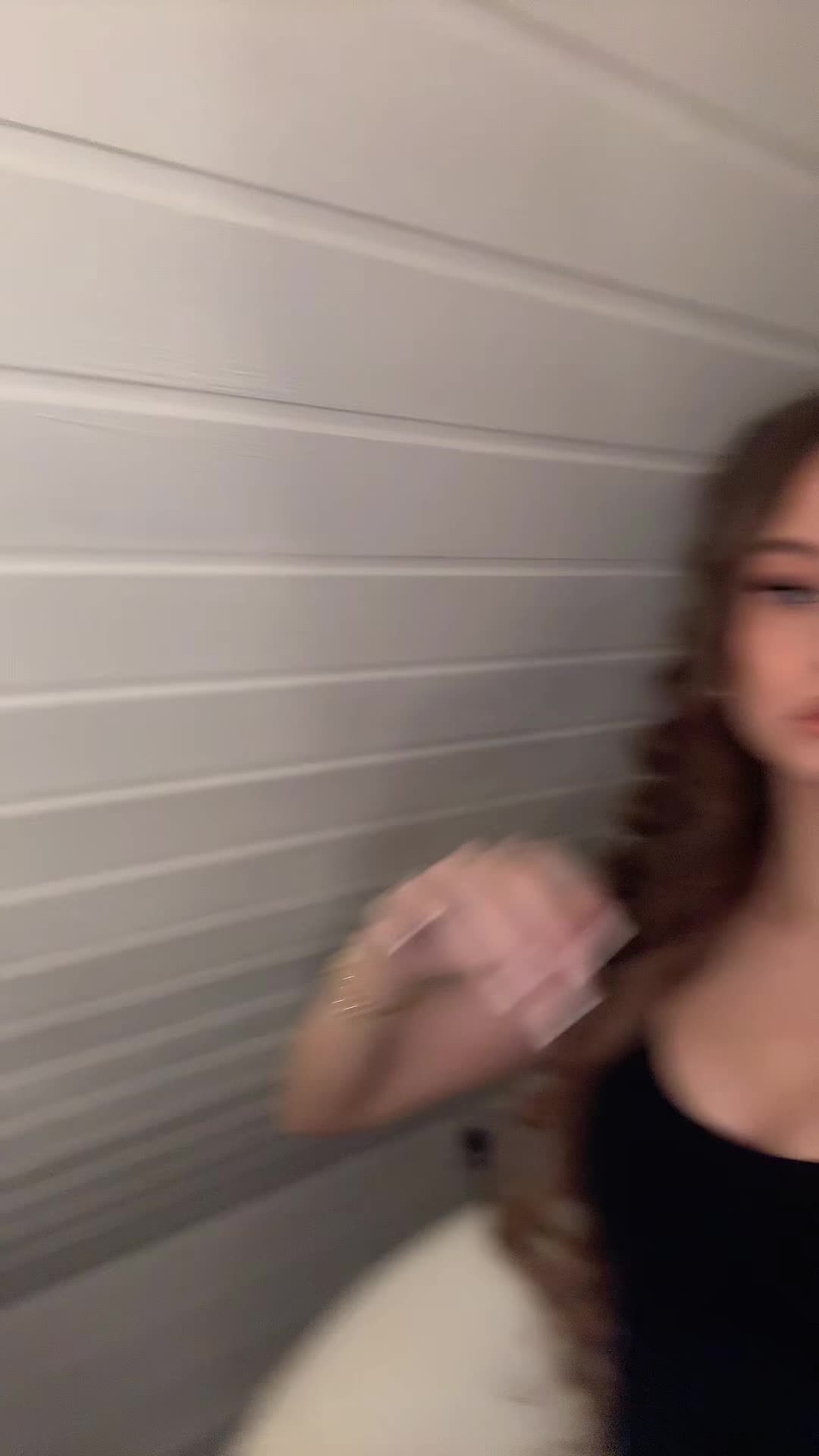 @angie