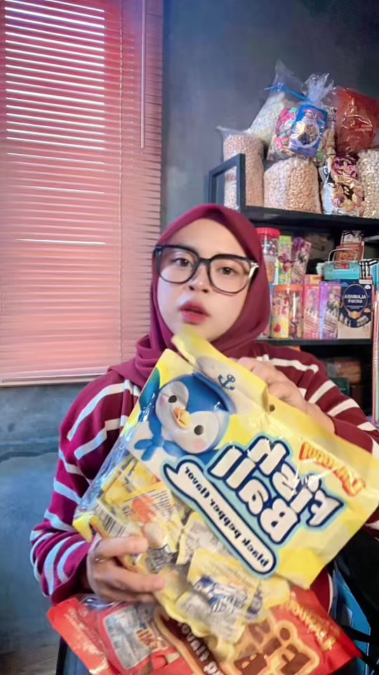 @delanurmalasari