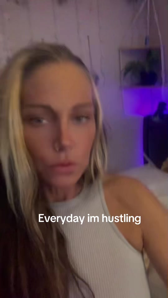@Clickclackchiclets