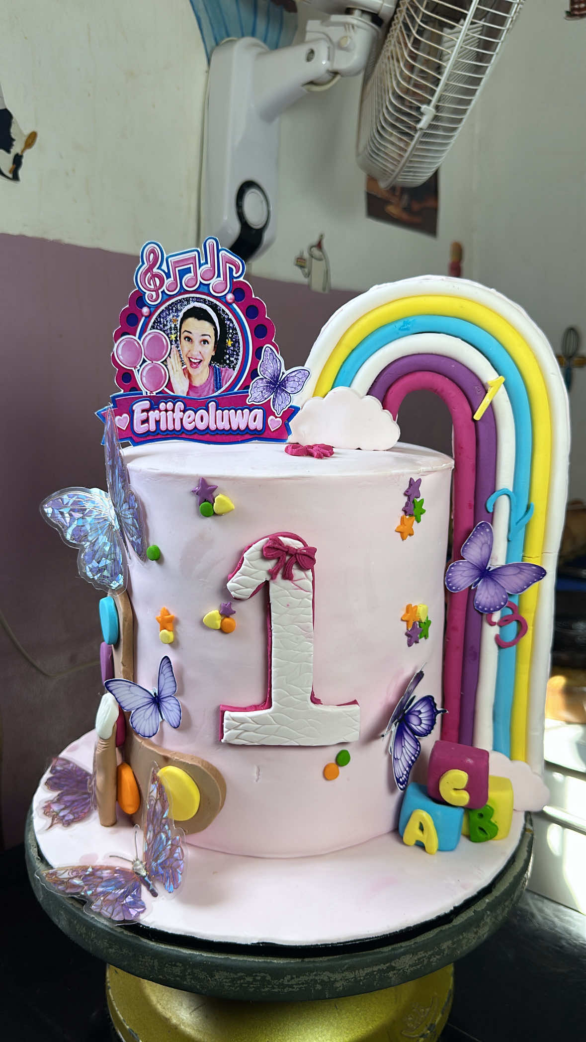 @Tohruks cakes of Ibadan