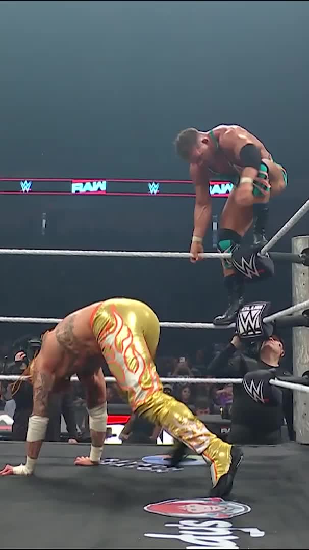 @WWE Espa&ntilde;ol