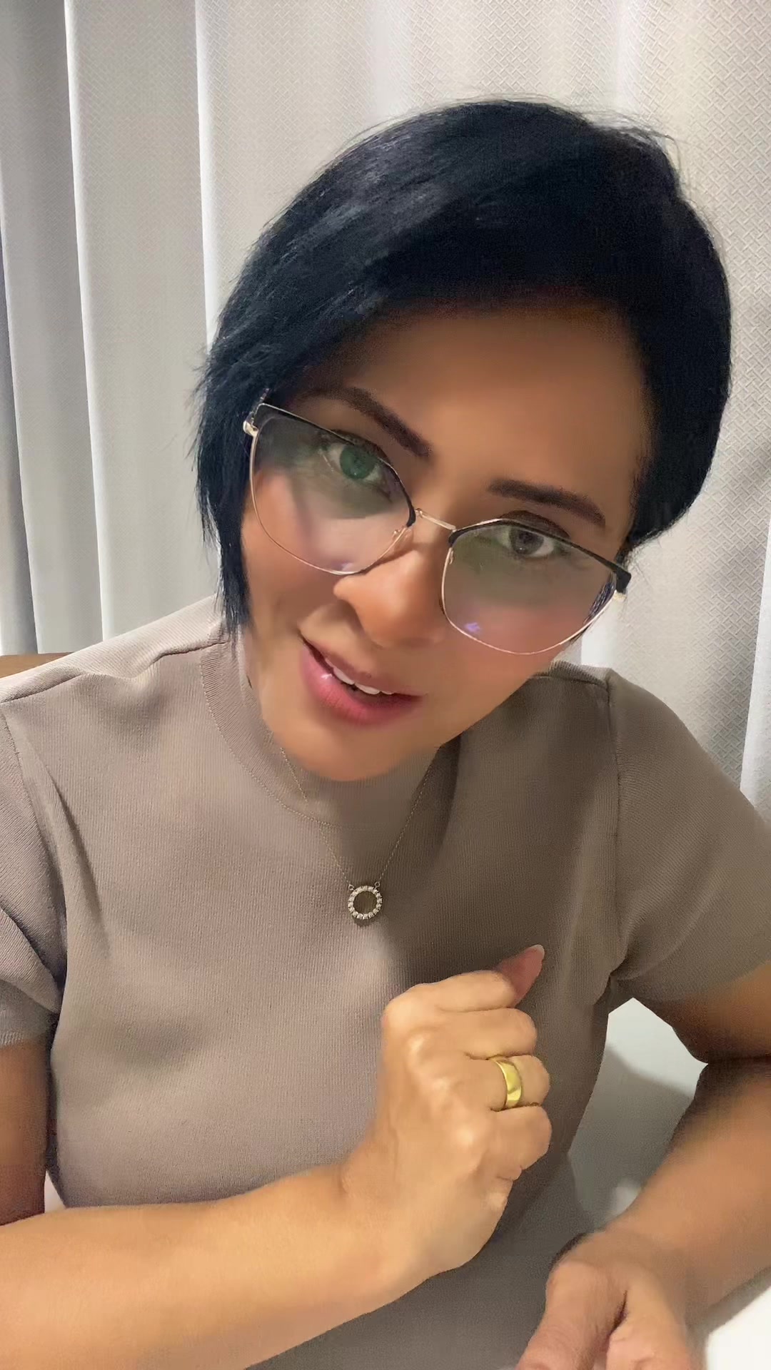 @C&aacute;ssia | Corte & Consci&ecirc;ncia