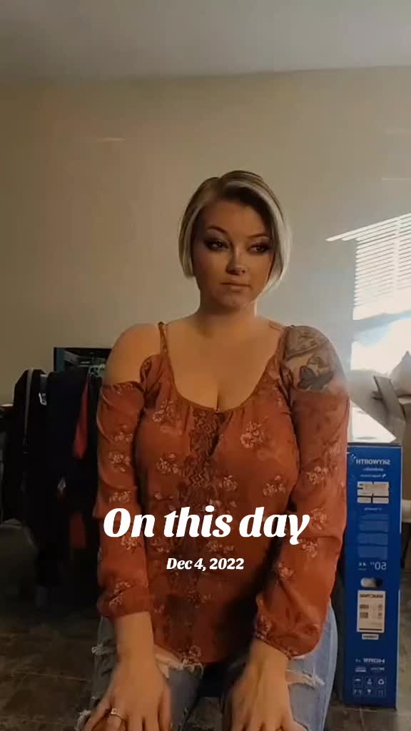 @Kaitlyn💜