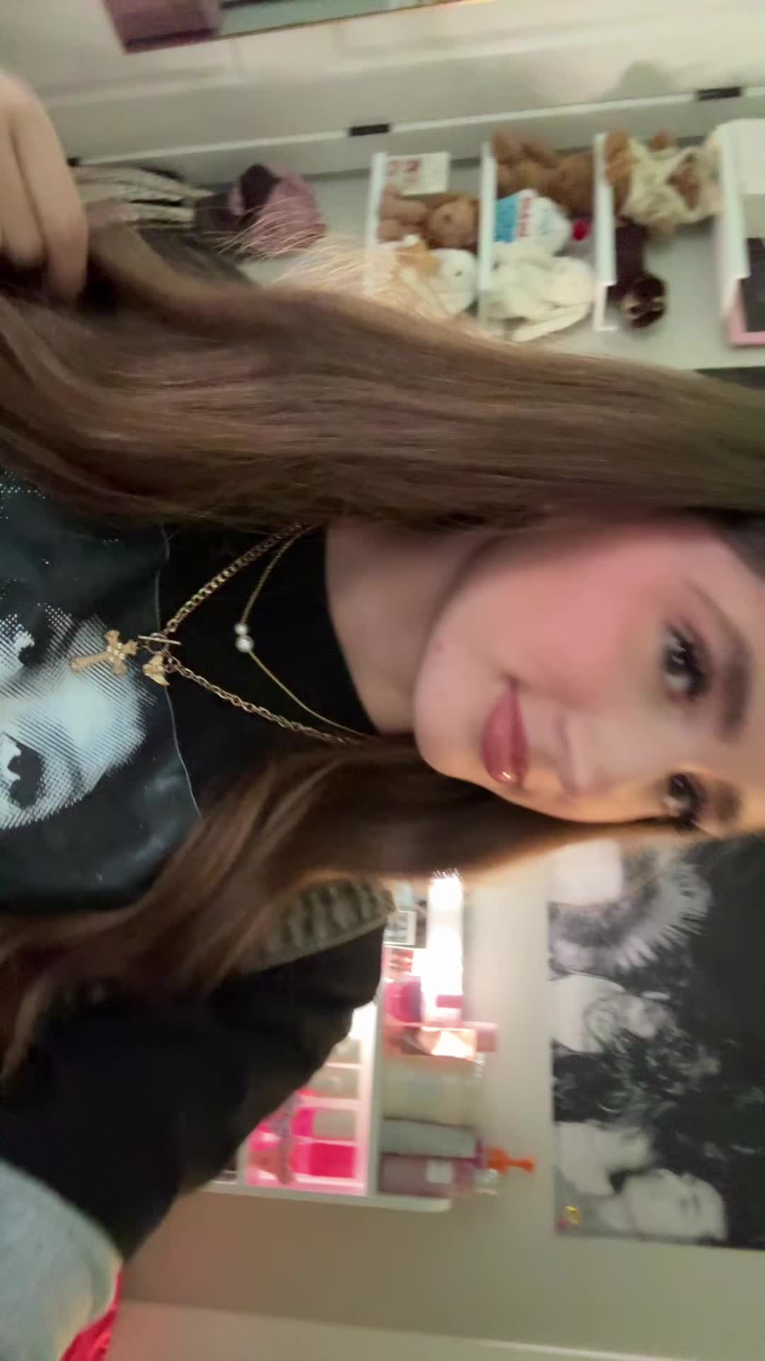 @iamlucyclark