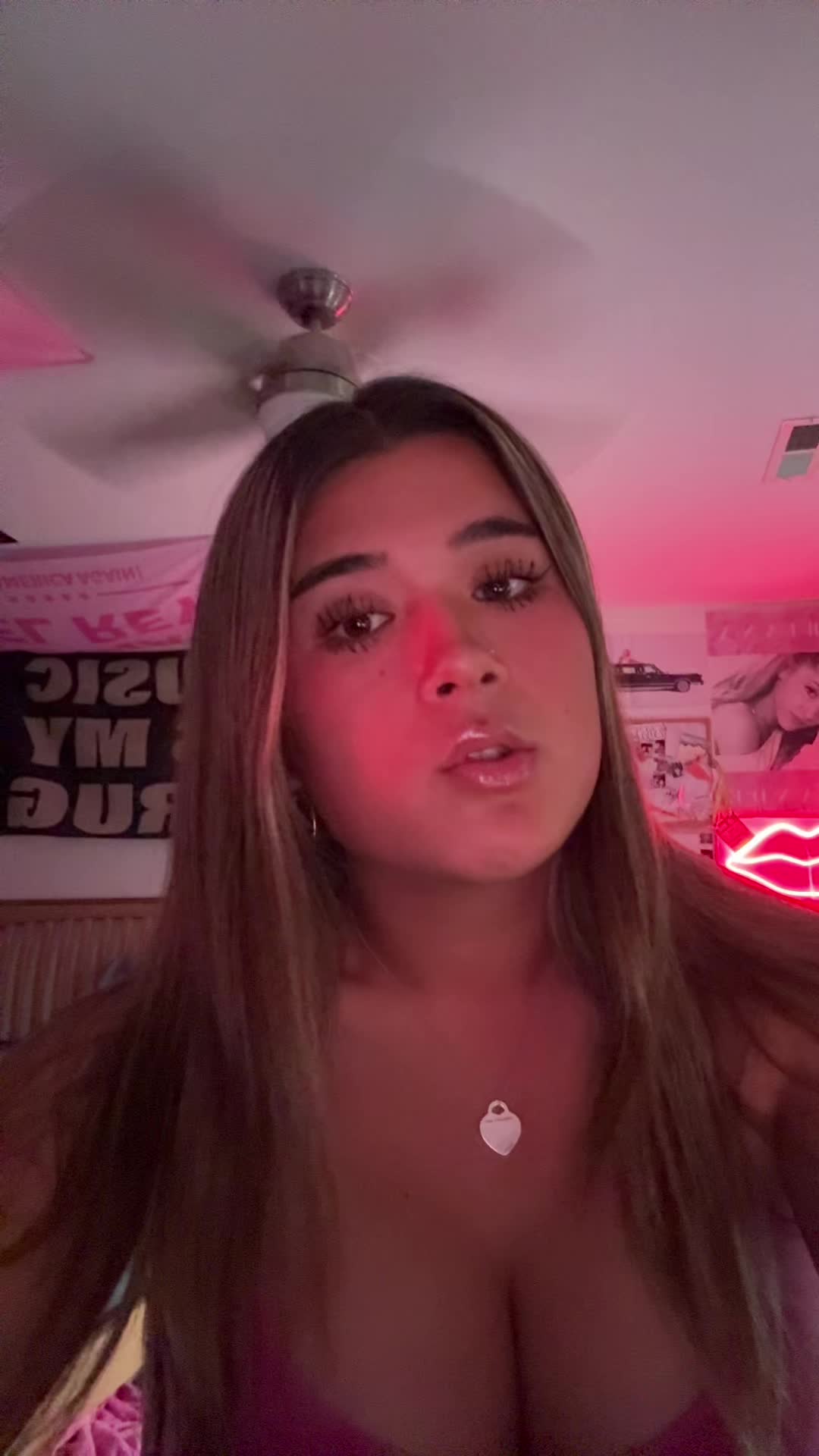 @toni