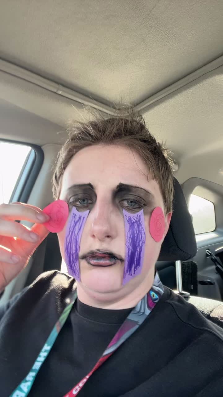 @Justnerdtrash
