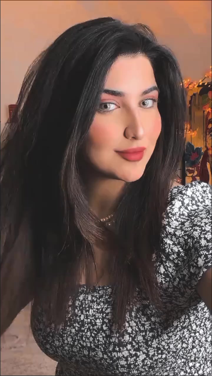 @SHEEZA 🍿💛