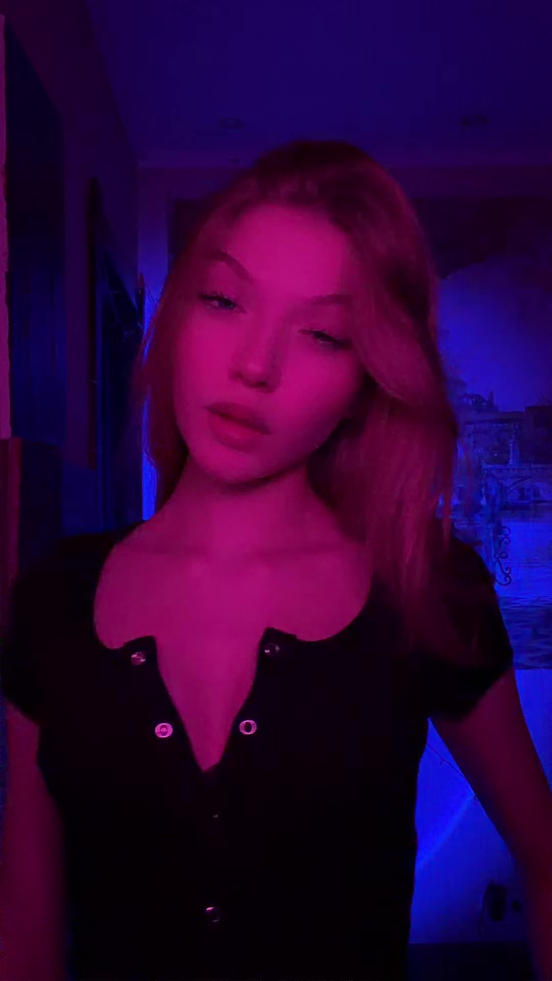 @Varushka🎀