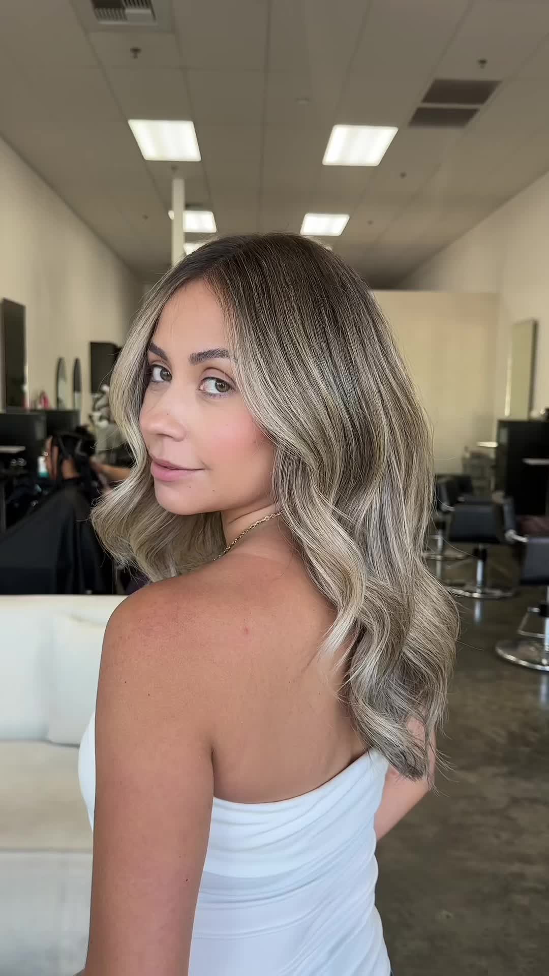 @Lovetonye_