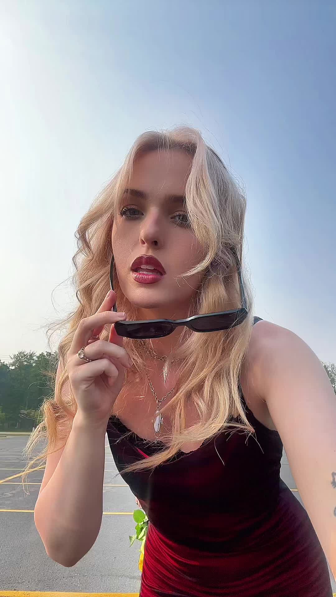 @Luna Seranova