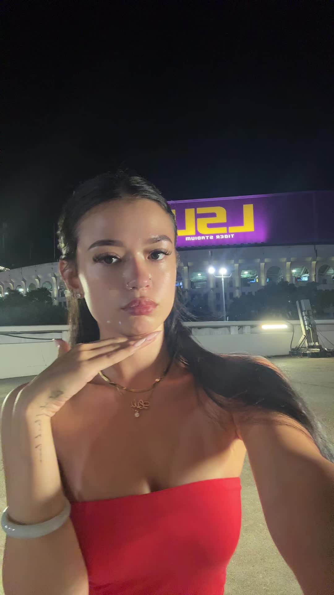 @lili