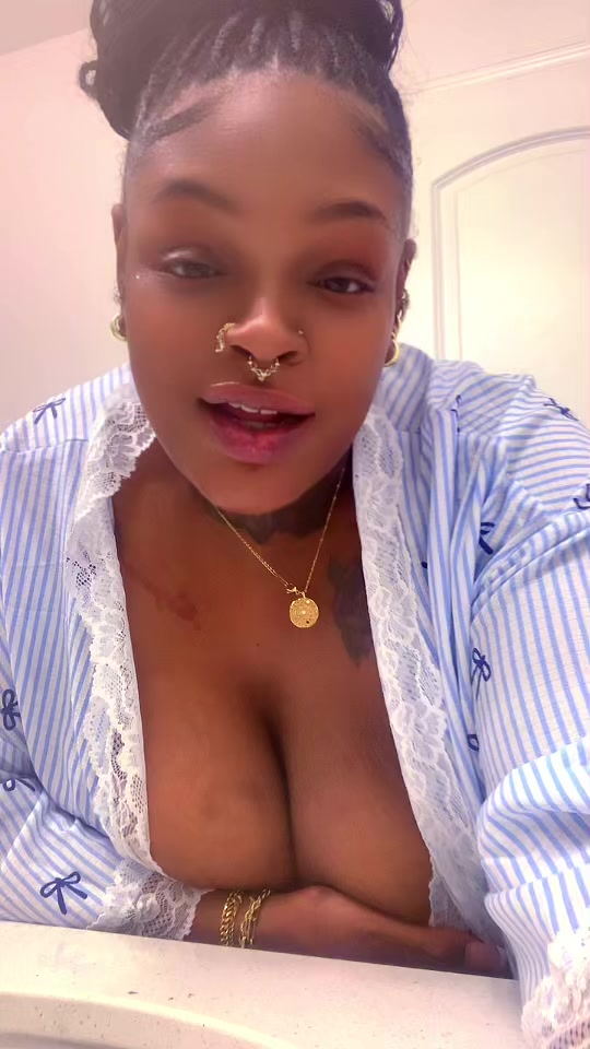 @Lexy Rose 🌹