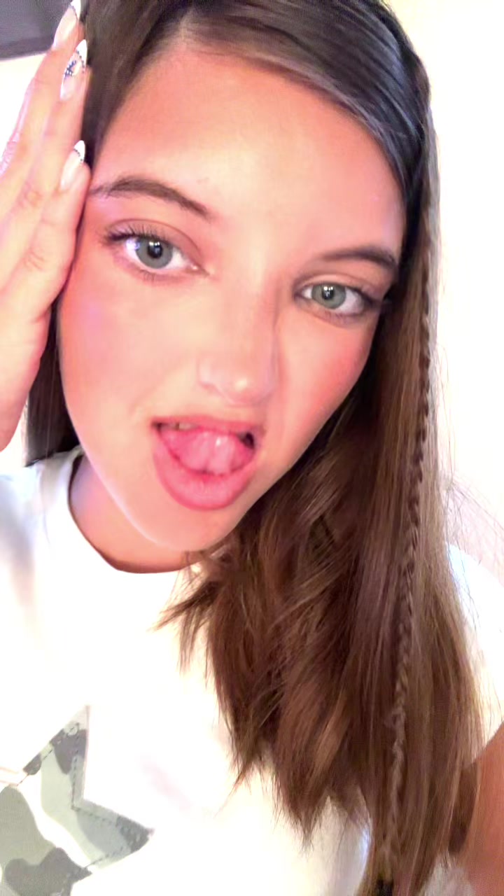 @alejandraa_🎀