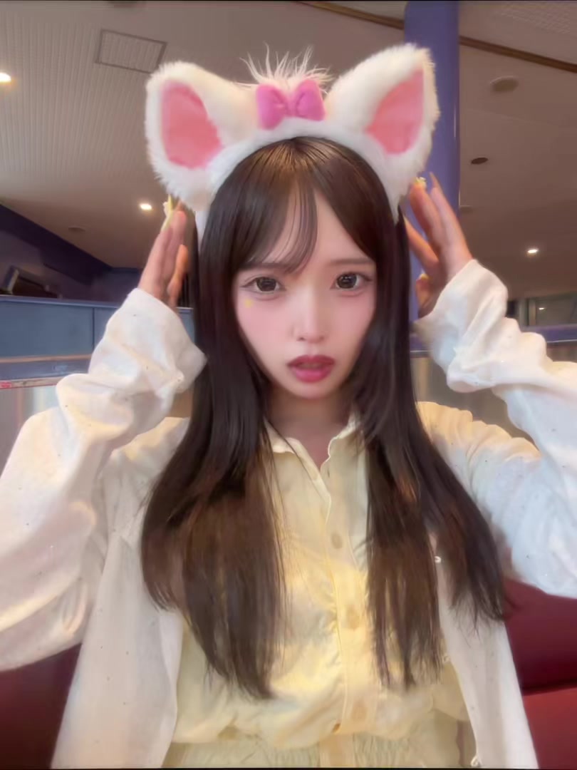 @スズ