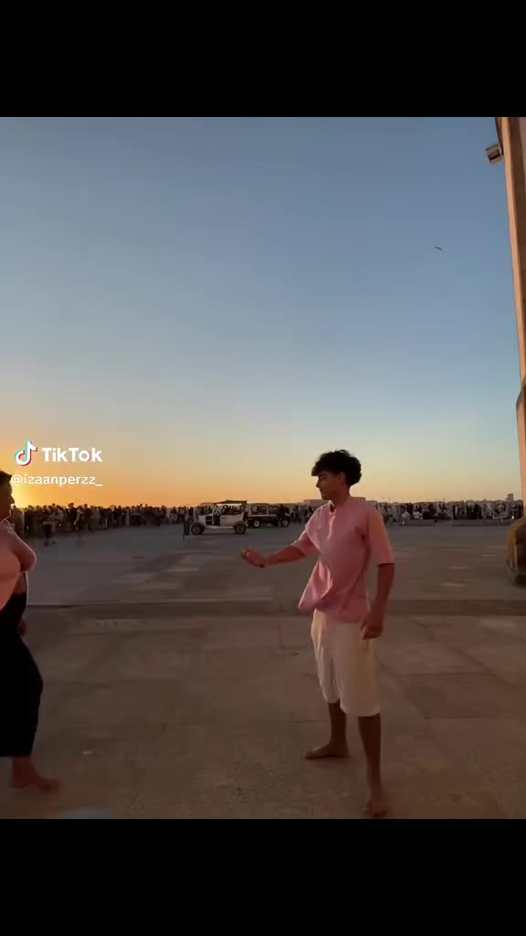 @Vivi
