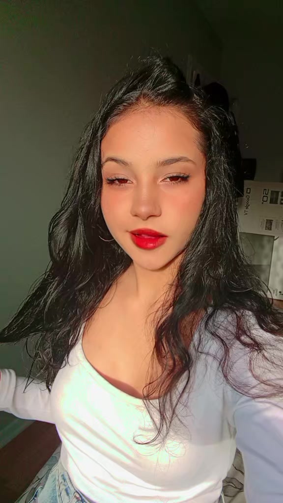 @Cemre_pasa
