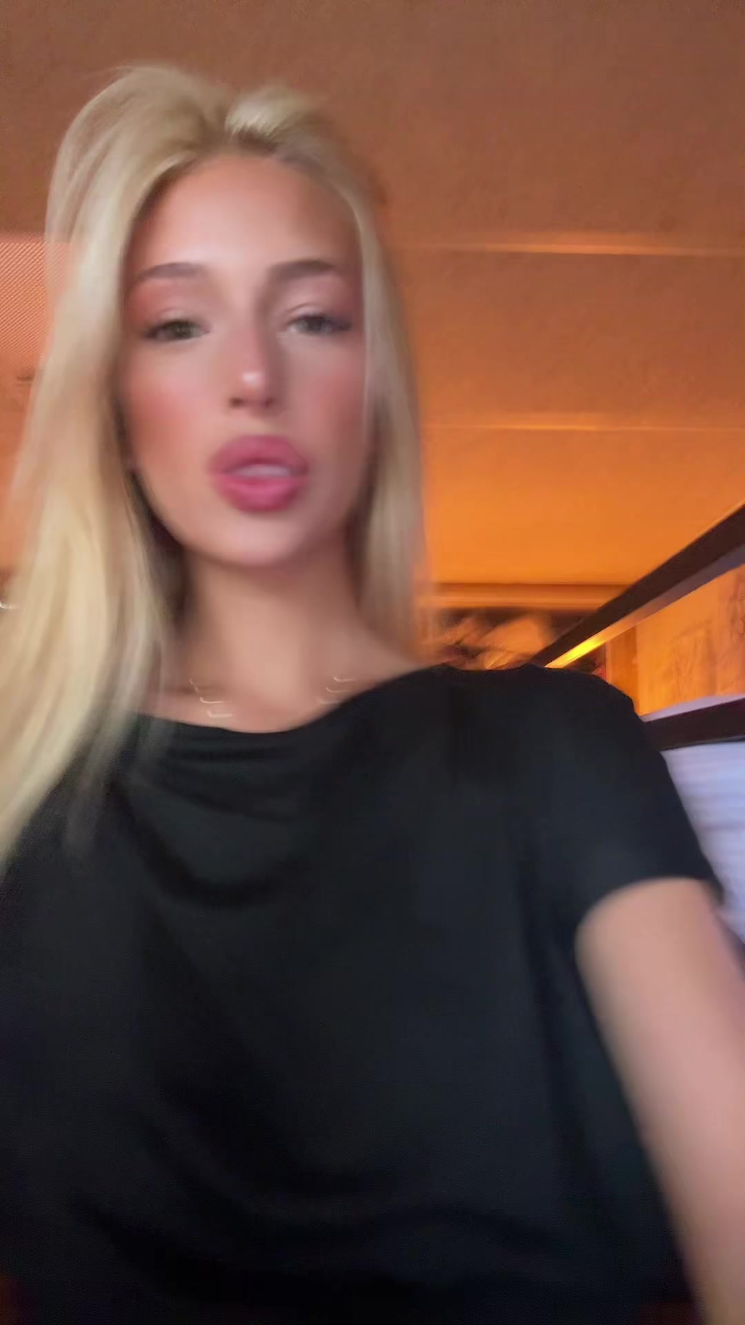 @zo&euml;