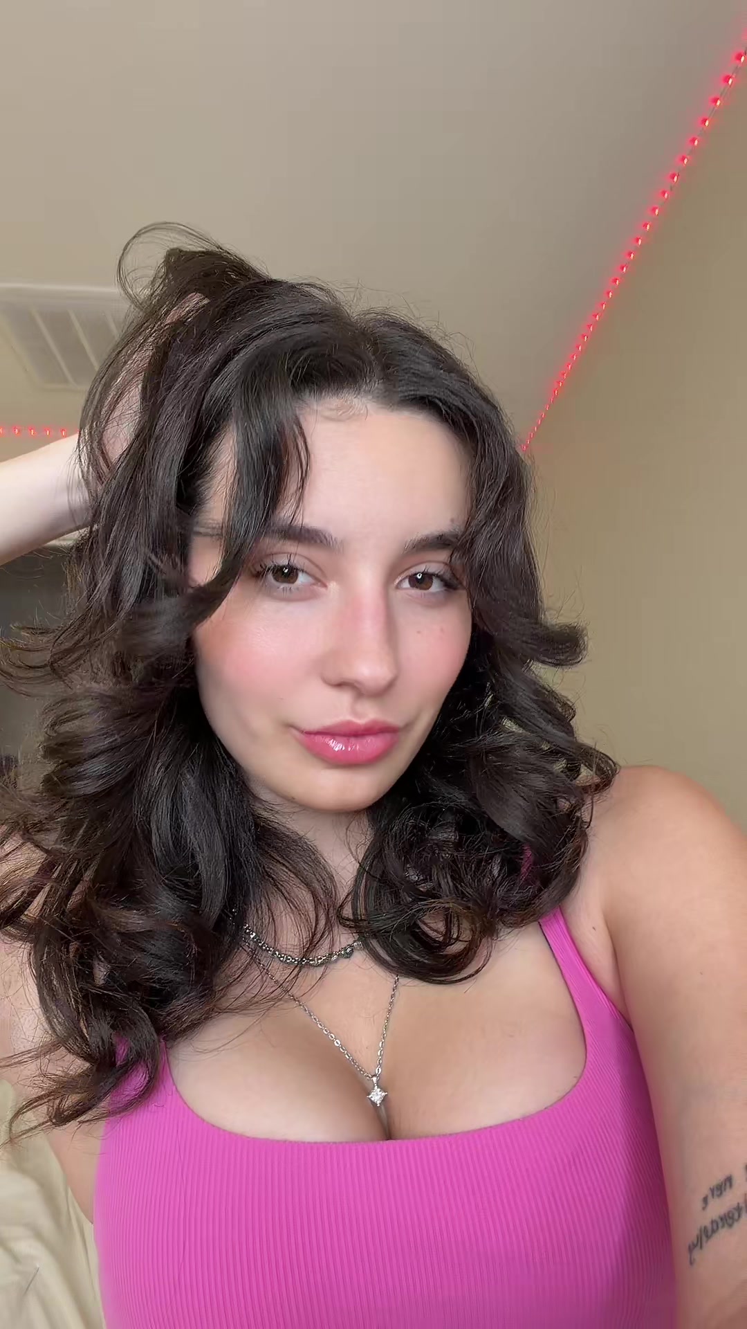 @itsariawst0