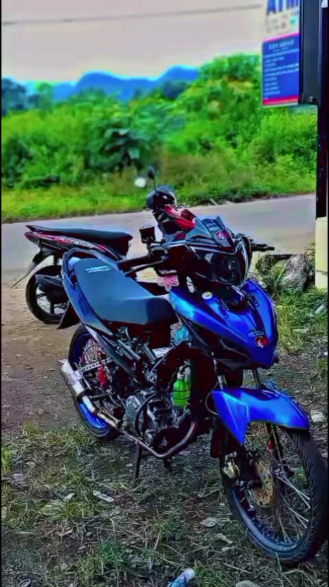 @MX biru