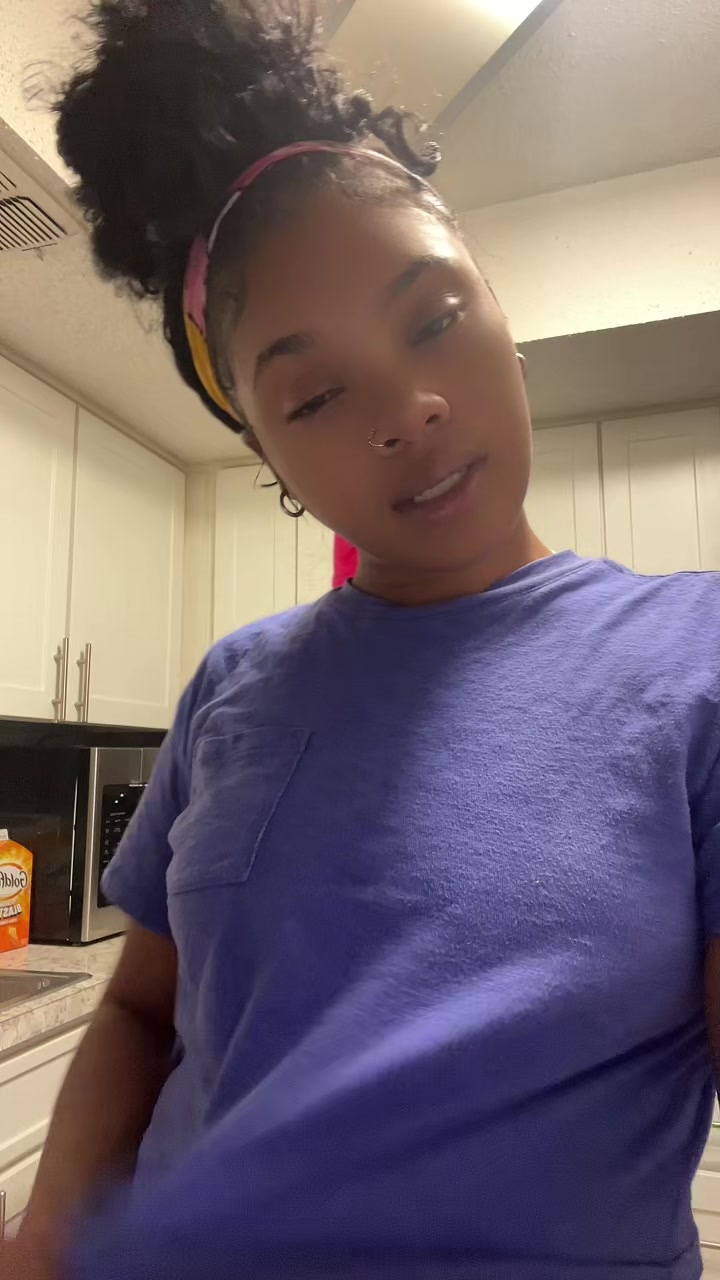 @Tee