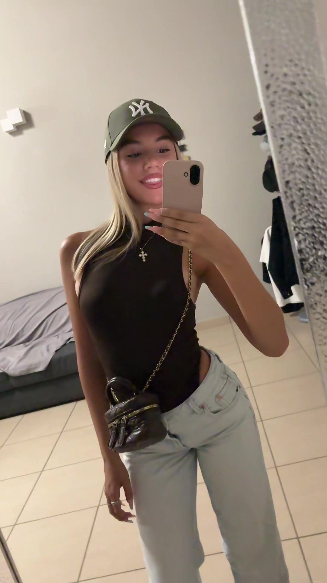@M