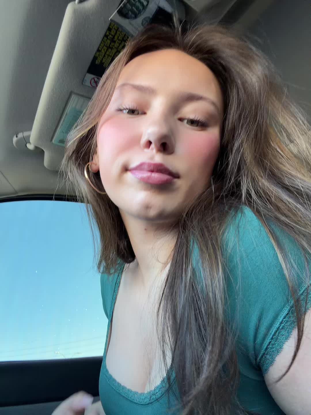 @thisisntannie