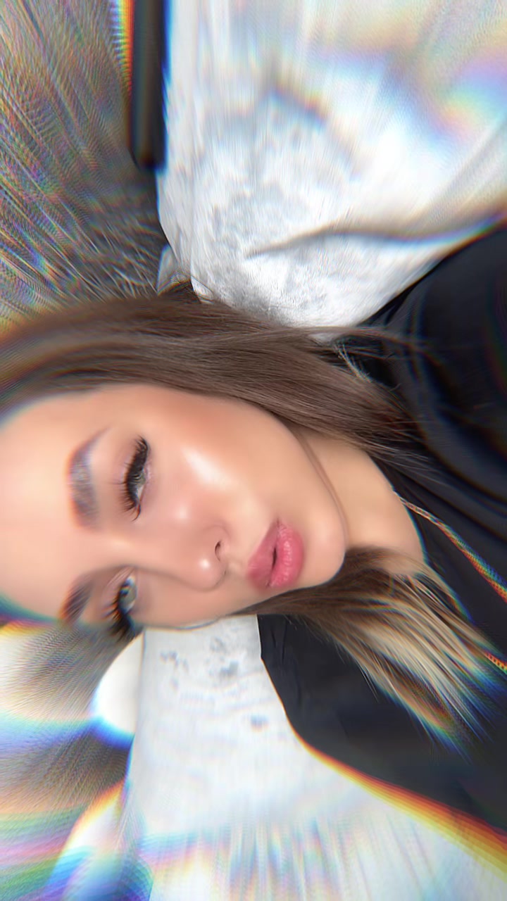@Девочка на семёре 🖤