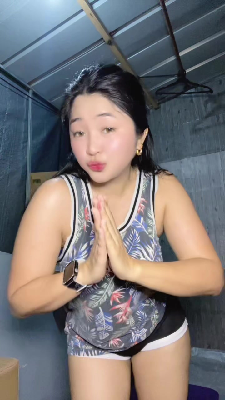 @Sirenang Chinita ᥫ᭡.