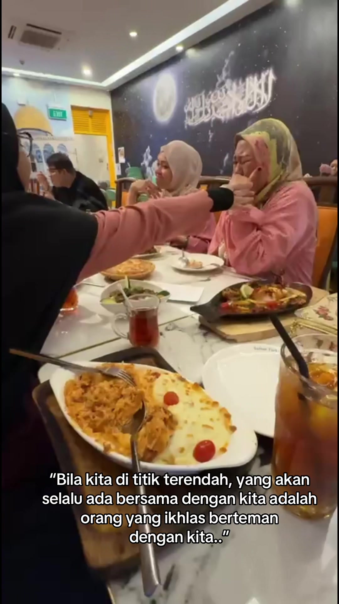 @nour khai