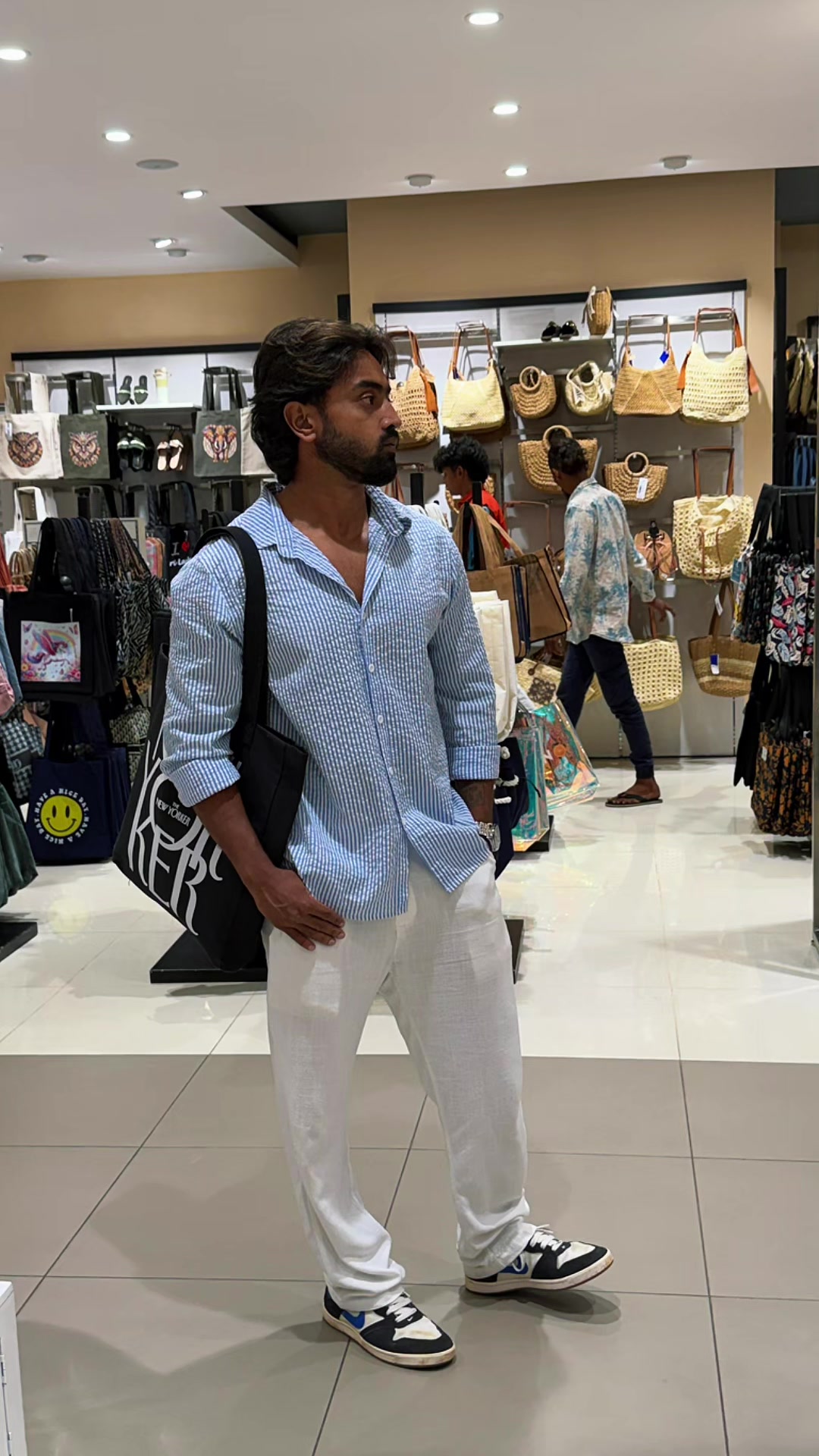 @Sehan Dananjaya  🇱🇰