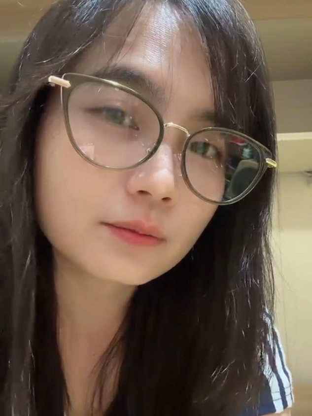 @Megayuliandiny_