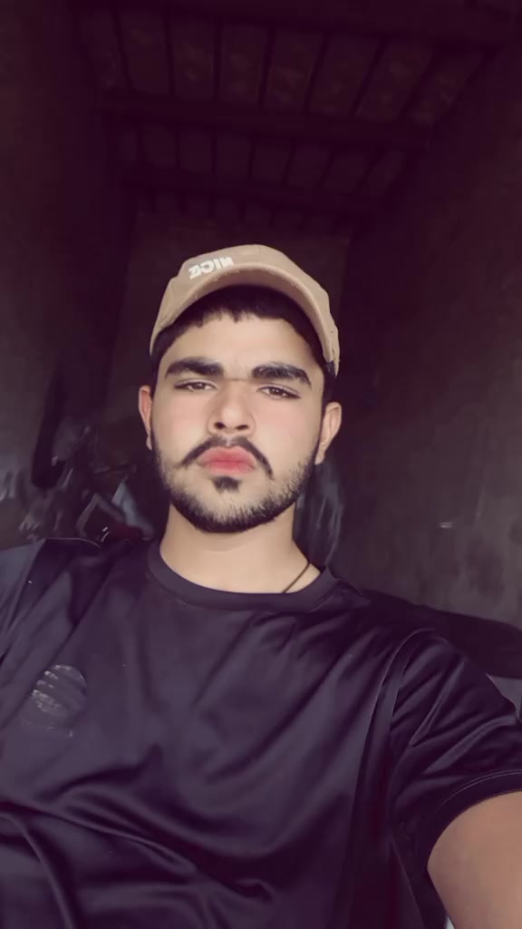 @SADA bahar 🖤❤️😊