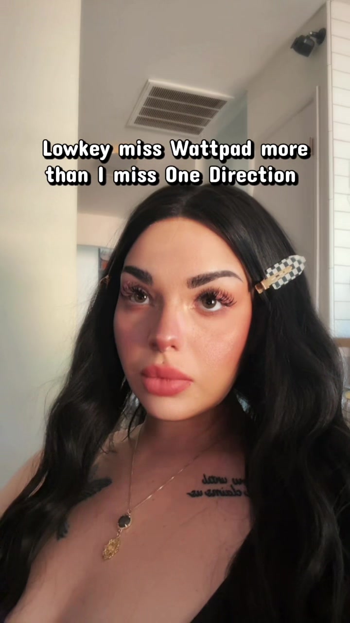 @BookedAndUnwell