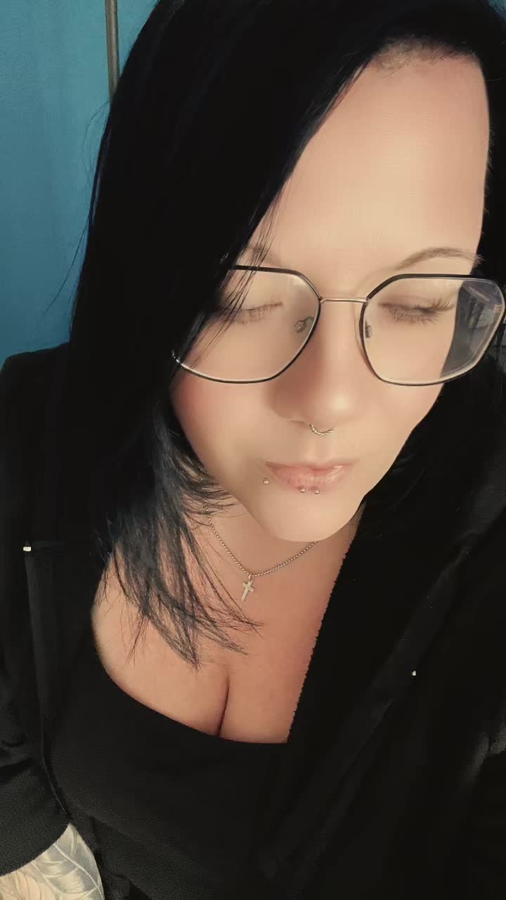 @jenny_broken_angel 🏳️🌈