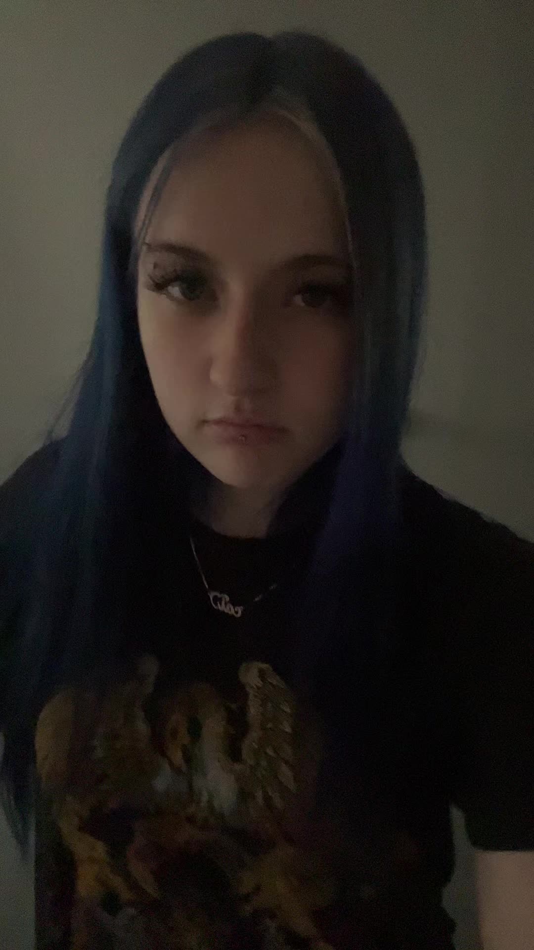 @️