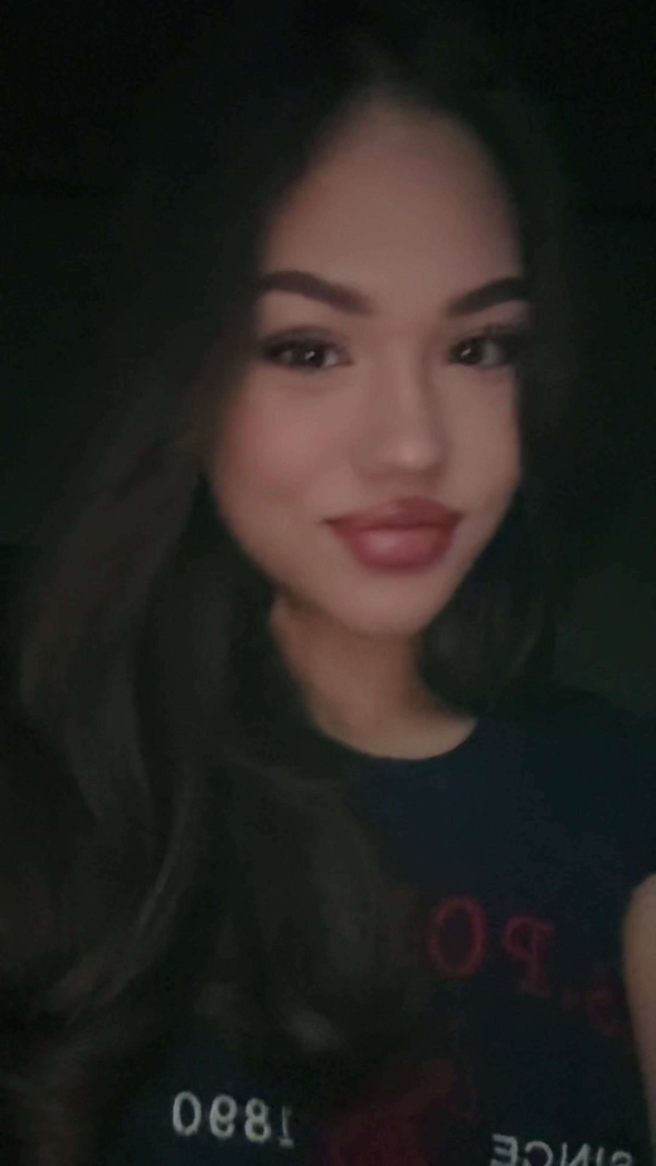 @𝐄