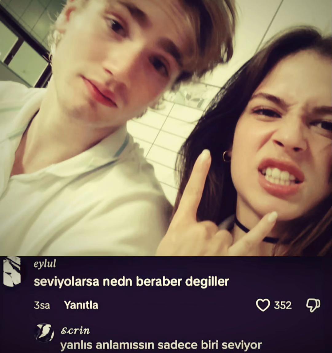 @𝓡