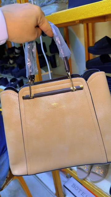 @reyxaan center🛍️👠