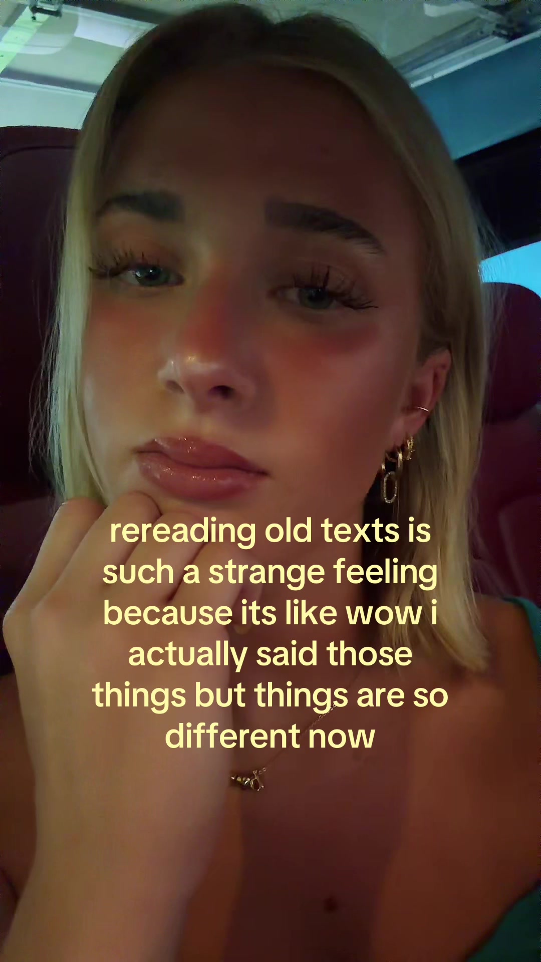 @theelliebarker
