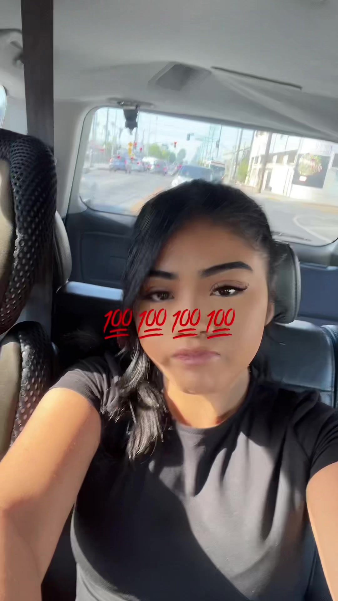 @⃟