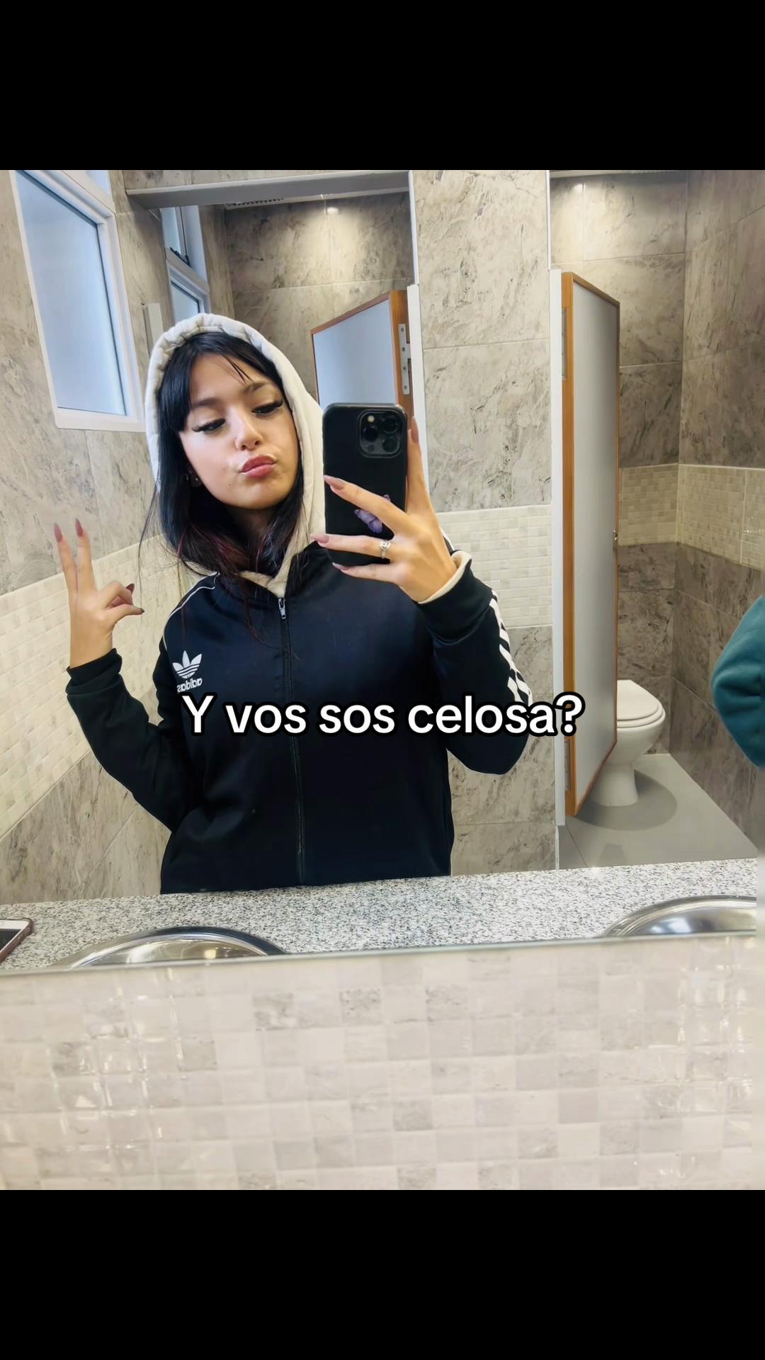 @holasoy.indy