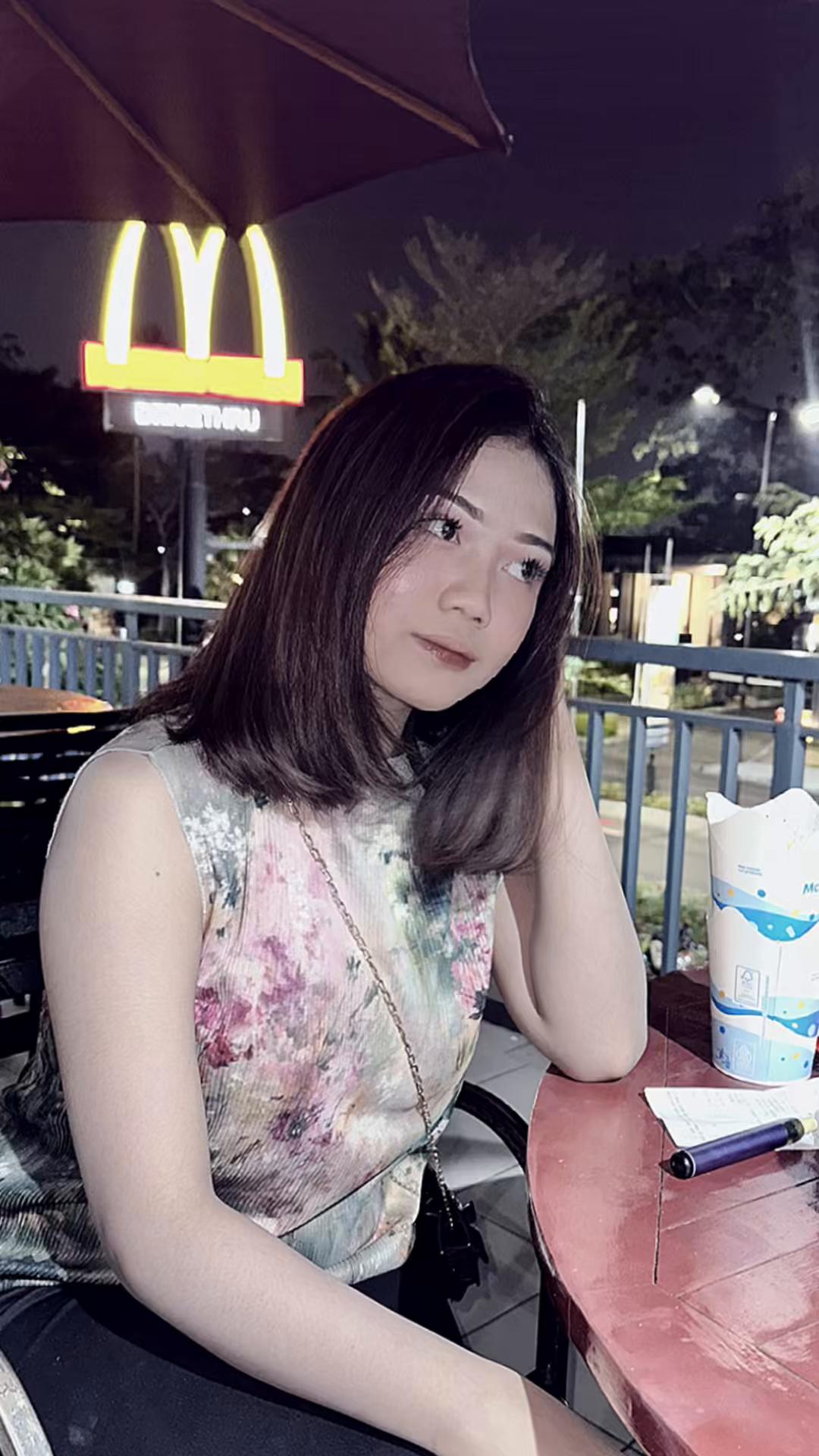 @𝐚𝐧𝐢𝐬