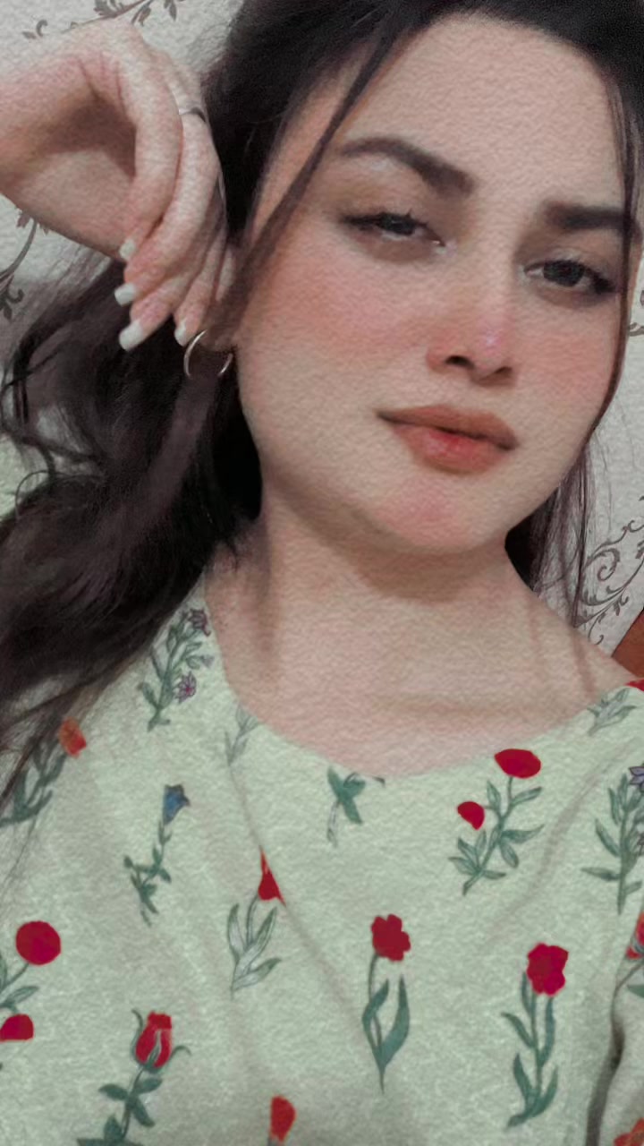 @Emaan🕊️✨